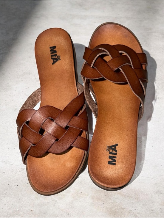MIA Shoes - MIA Women's Braided Slide Sandals in Chestnut Brown Size 9